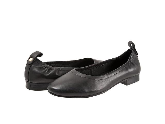 Trotters Gia Ballet Flat Product Image