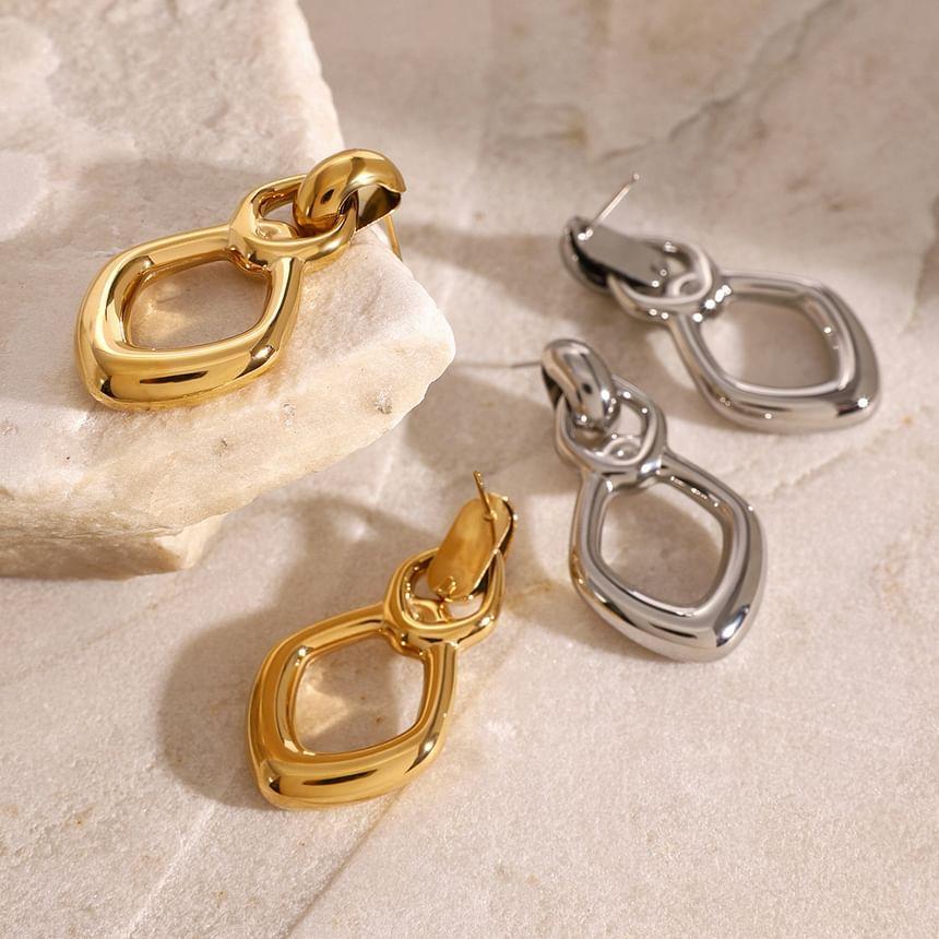 Metallic Dangle Earring Product Image