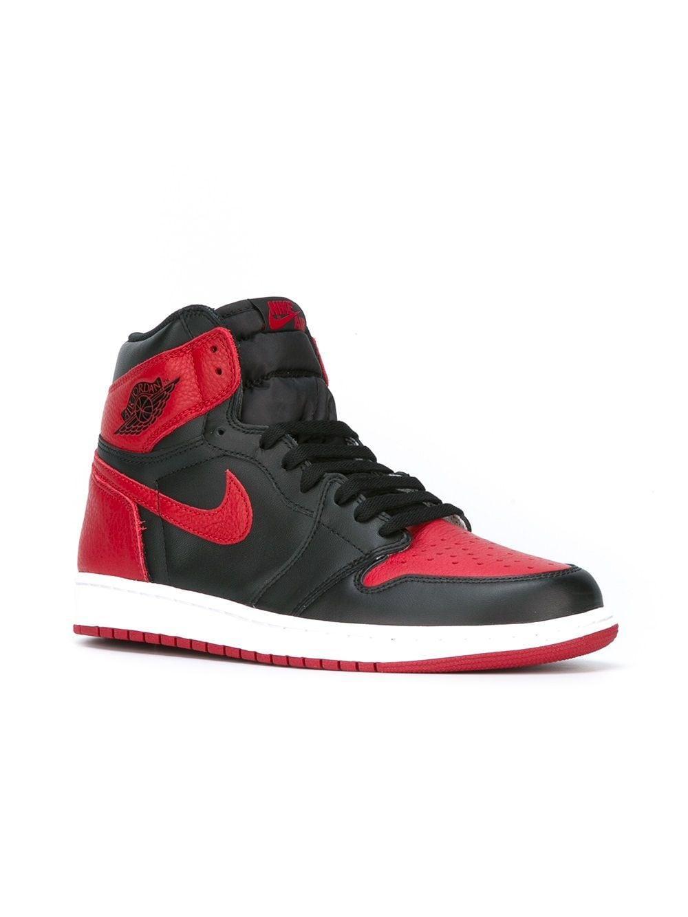 Air Jordan 1 Retro High OG "Banned/Bred" sneakers Product Image