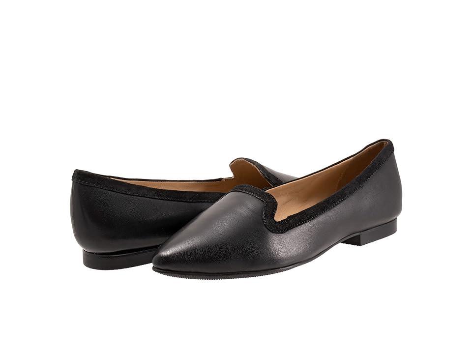 Trotters Hannah Pointed Toe Flat Product Image