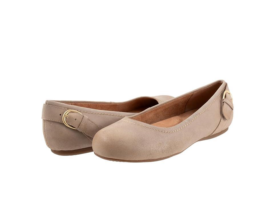 SoftWalk Sydney Suede) Women's Flat Shoes Product Image