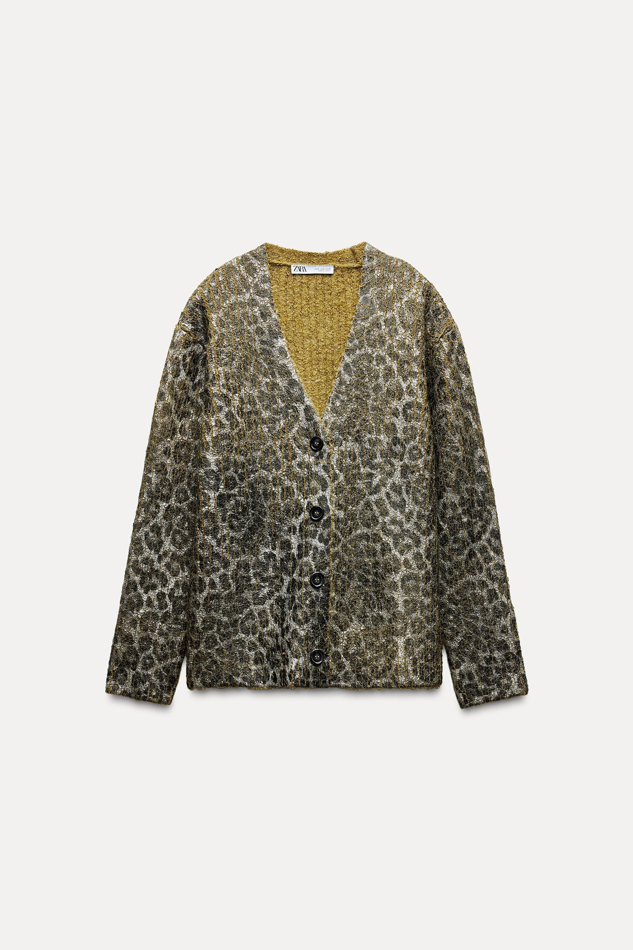 ANIMAL PRINT KNIT FOIL JACKET Product Image