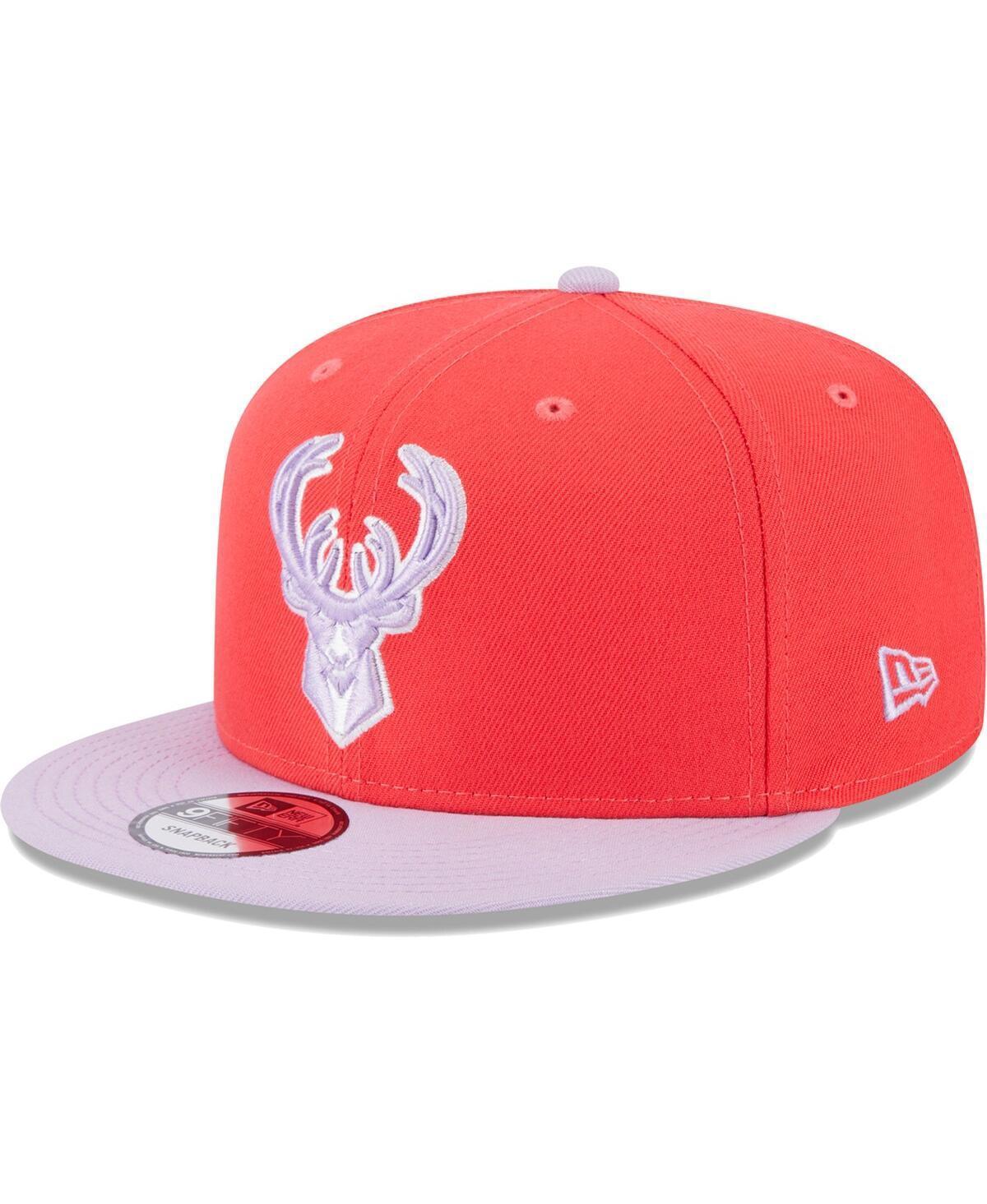 Mens New Era Red Milwaukee Bucks 2-Tone Color Pack 9FIFTY Snapback Hat - Red Product Image