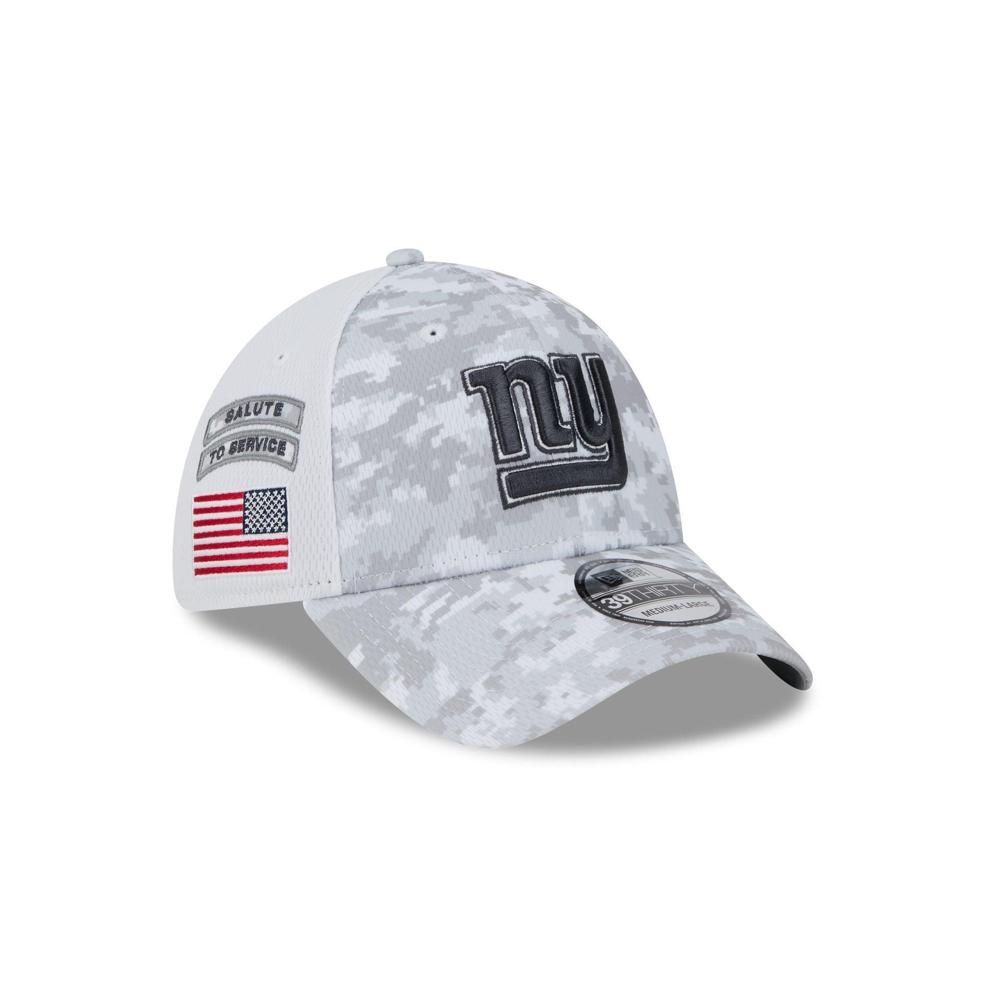 New York Giants 2024 Salute to Service 39THIRTY Stretch Fit Hat Male Product Image