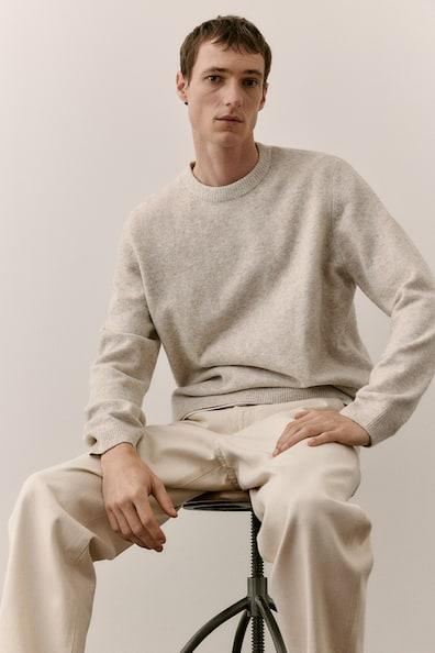 Regular Fit Fine-Knit Sweater Product Image