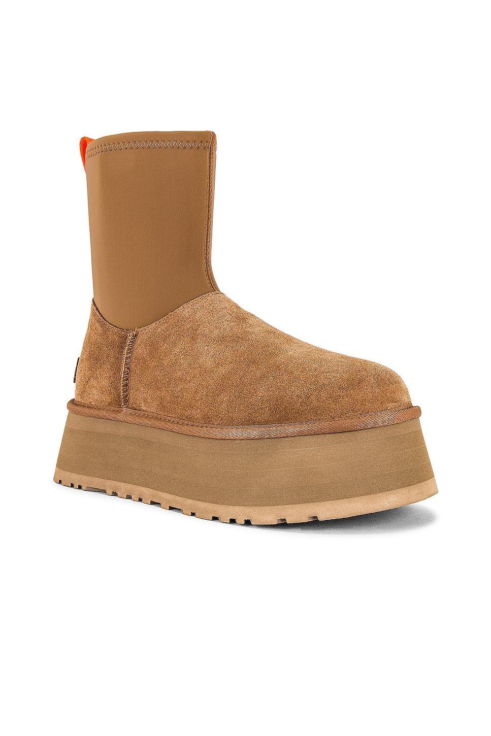 UGG Classic Dipper Boot in Brown Product Image