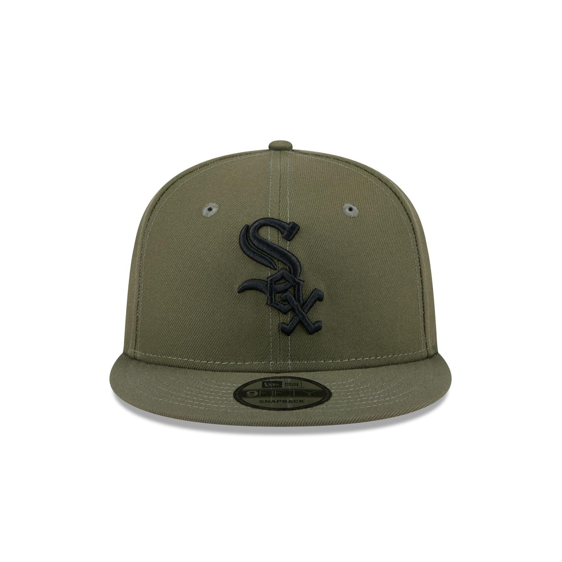 Los Angeles Dodgers Basic Black on Black 9FIFTY Snapback Hat Male Product Image