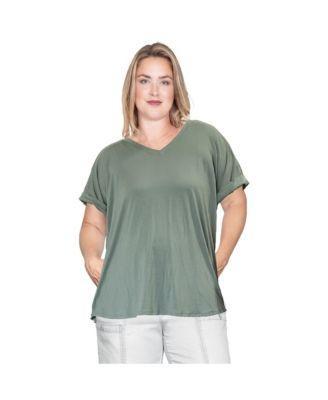 Plus Size Short Sleeve V-Neck T-Shirt Product Image