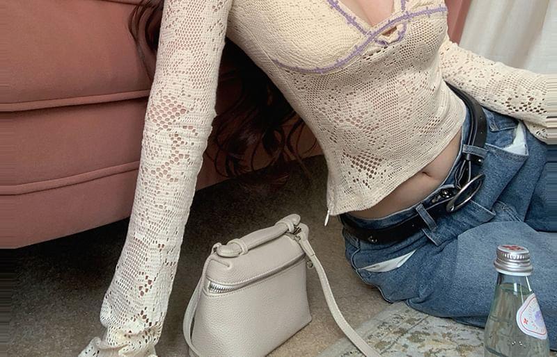 Long-Sleeve V-Neck Contrast Trim Pointelle Lace Crop Slim Fit Top Product Image