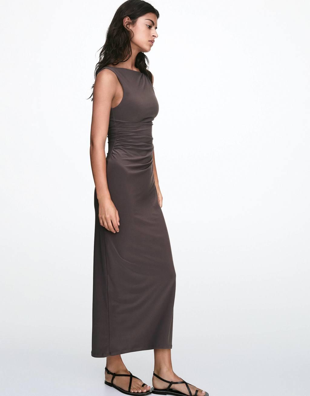 Pull&Bear twist shoulder sculpt maxi dress in dark aubergine Product Image