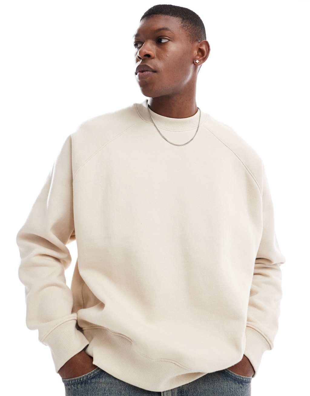 Bershka sweatshirt in beige Product Image