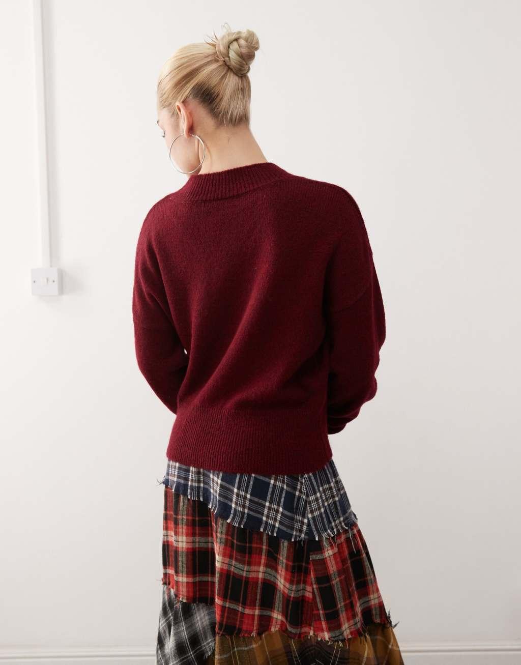 COLLUSION v-neck knitted sweater in burgundy Product Image