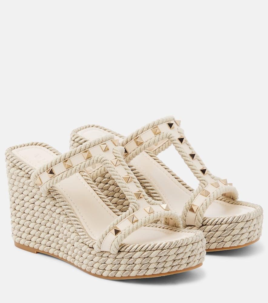 VALENTINO GARAVANI Rockstud Torchon Wedge Sandal In Light Ivory Product Image