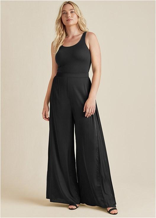 Side Pleat Wide Leg Pants Product Image