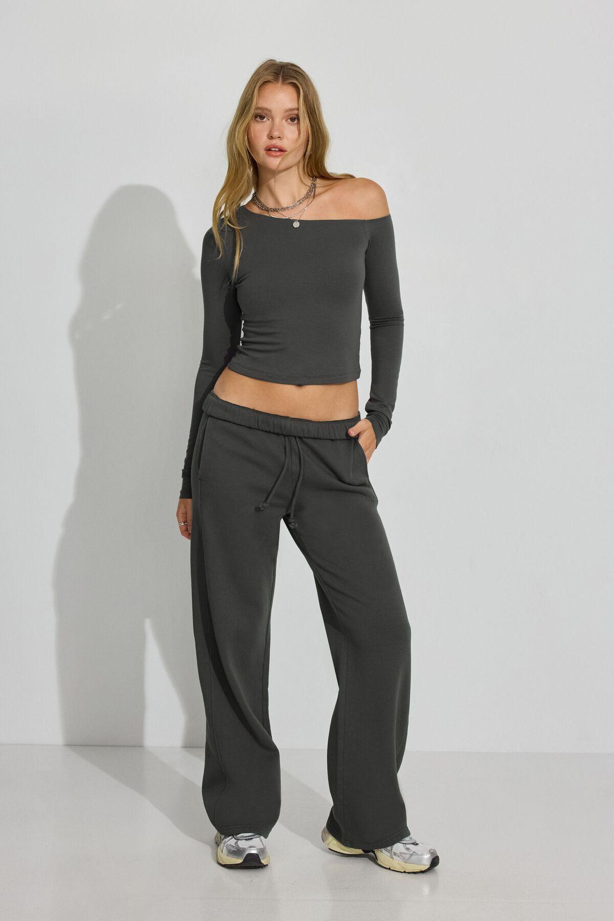 UltraFleece Straight Leg Sweatpants Product Image