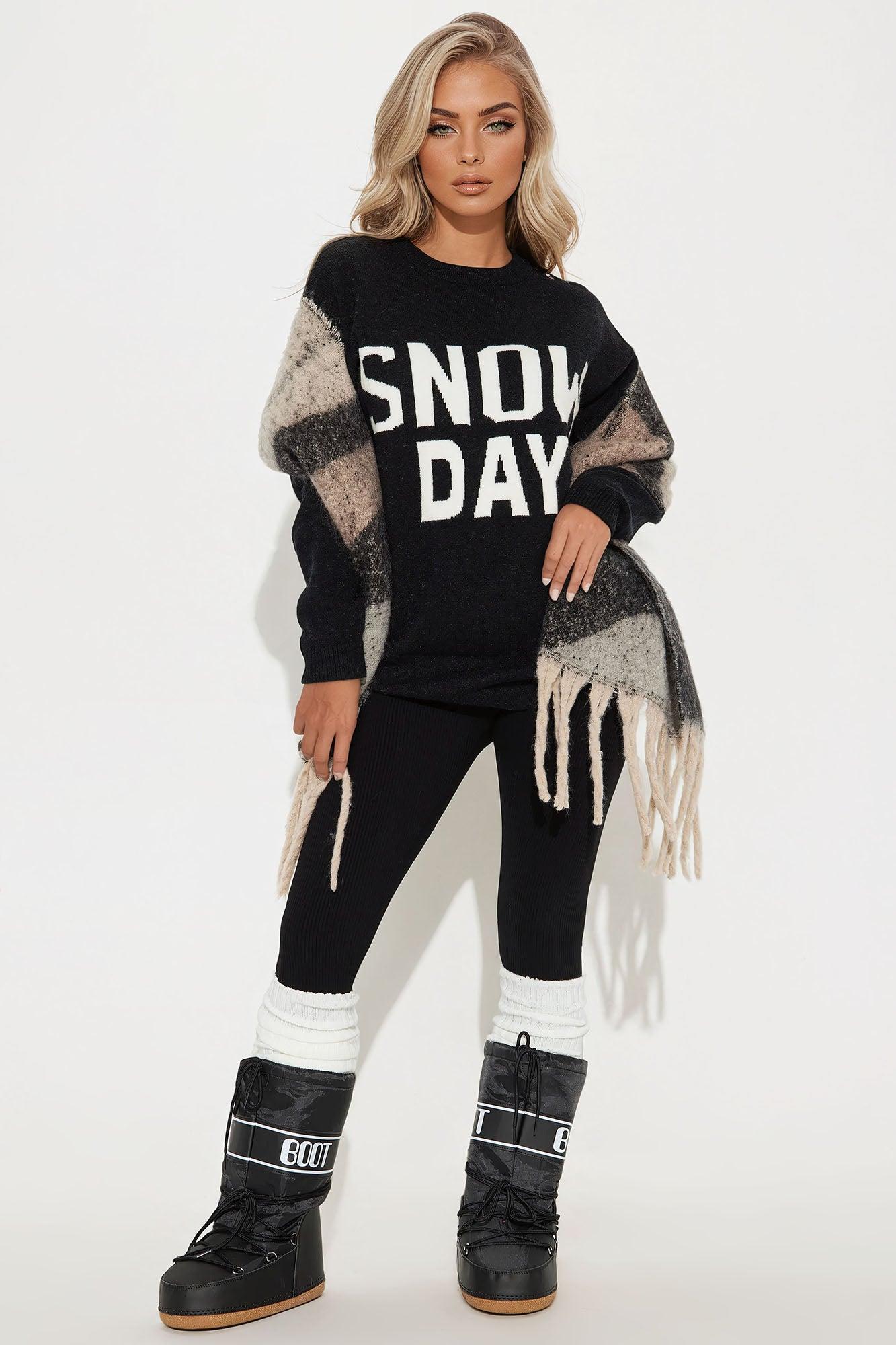 Snow Day Pullover Sweater - Black/White Product Image