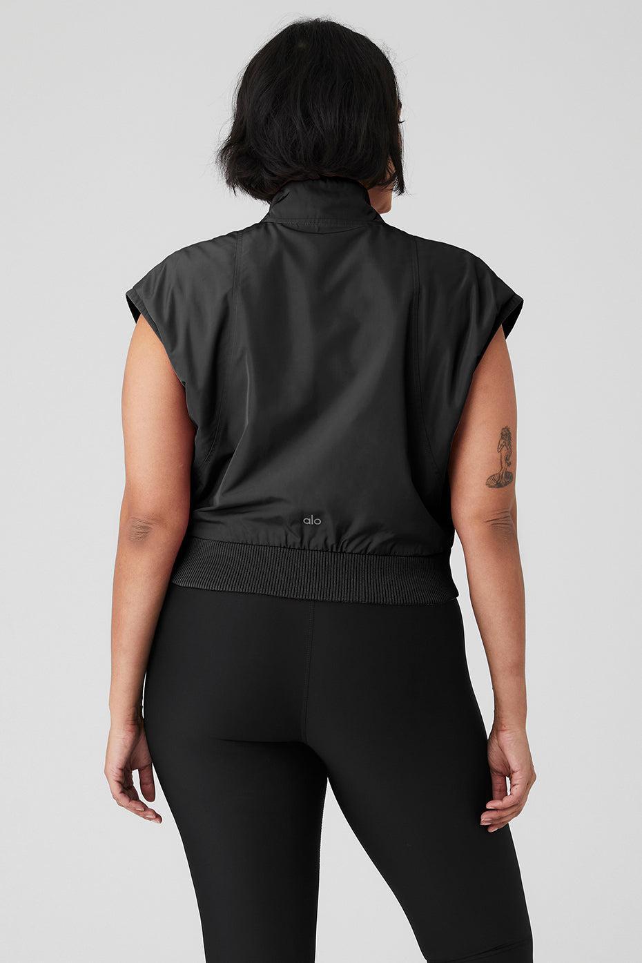 In Motion Vest - Black Female Product Image