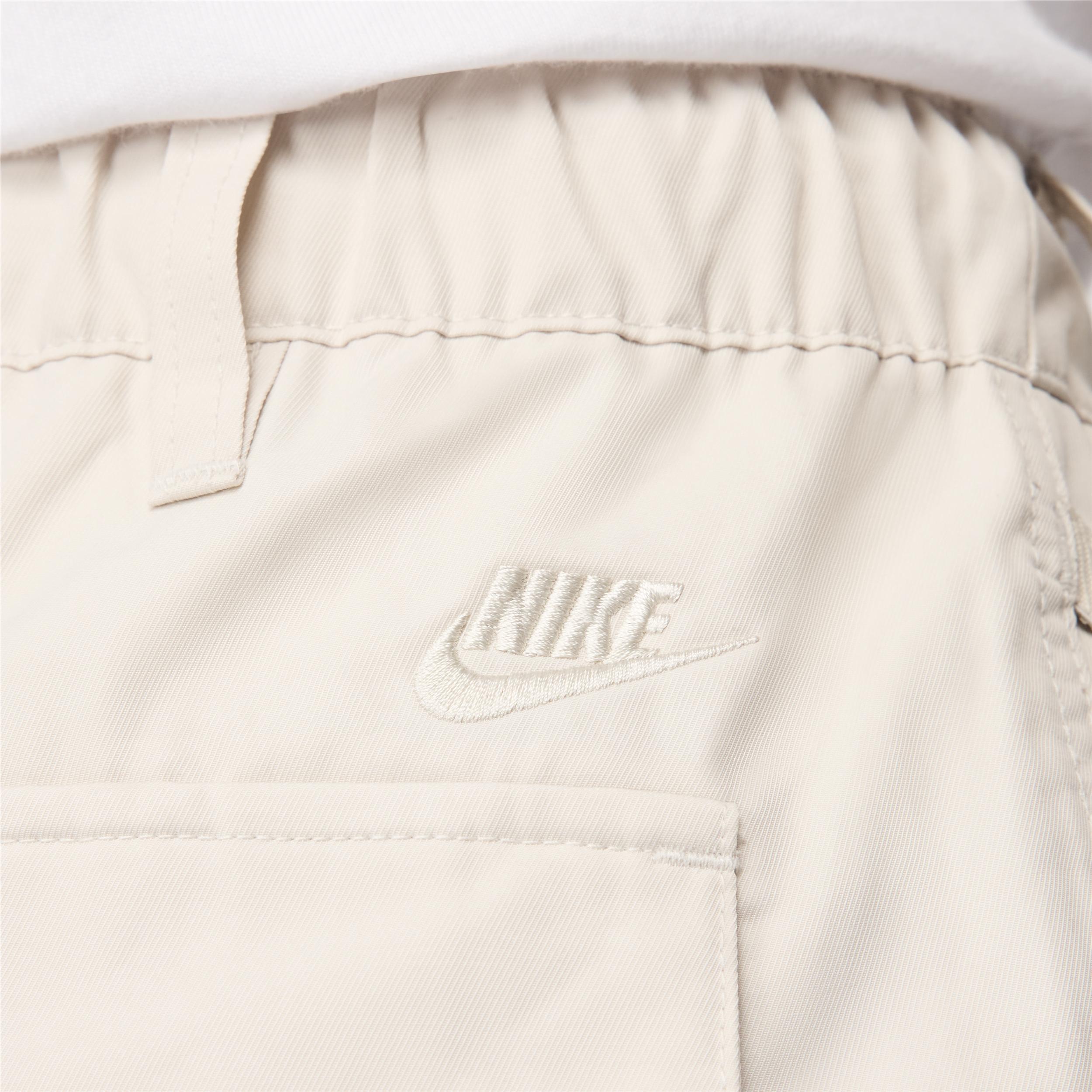 Nike Men's Tech Woven Pants Product Image