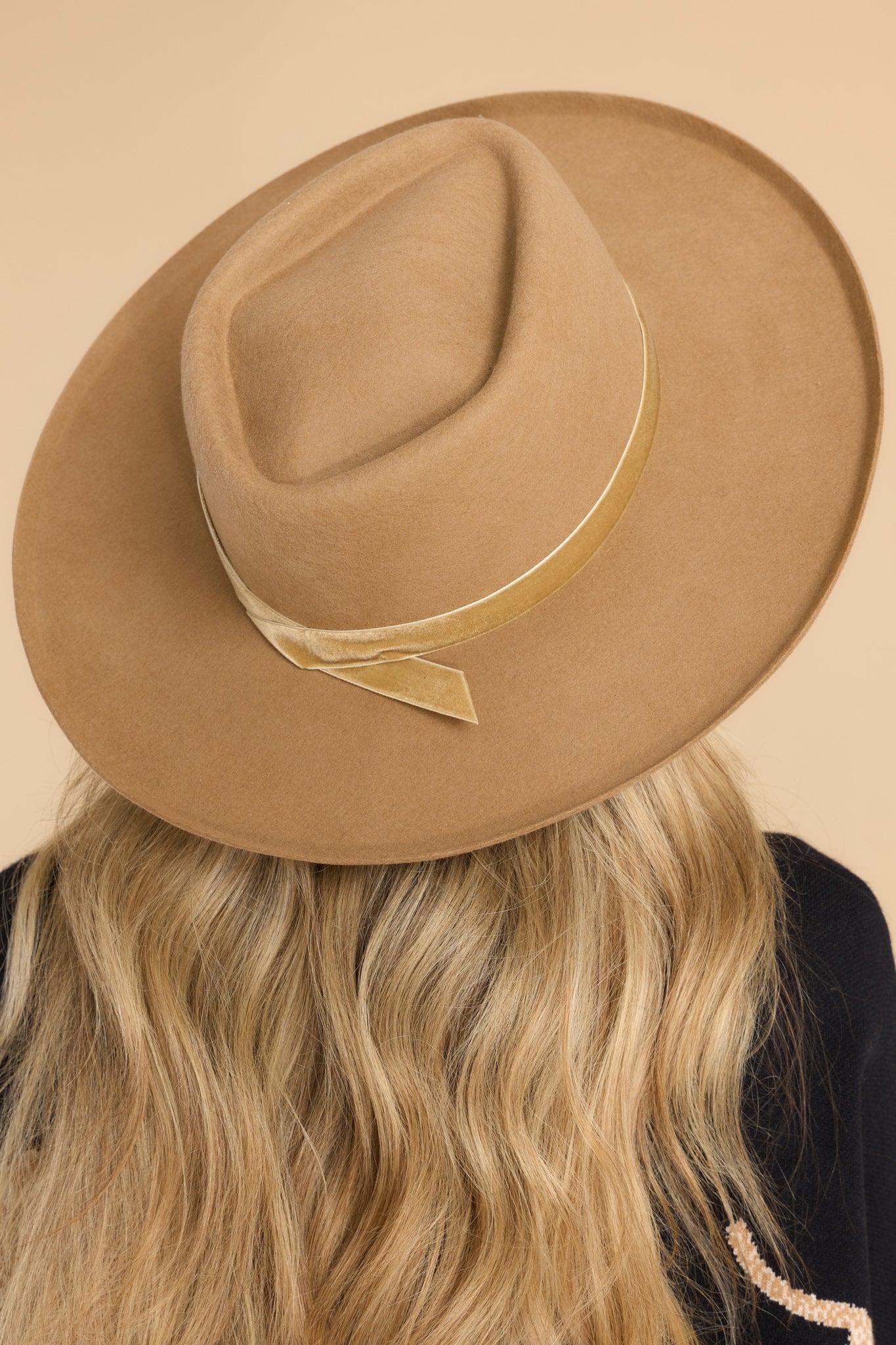 Val Teak Brown Hat Product Image