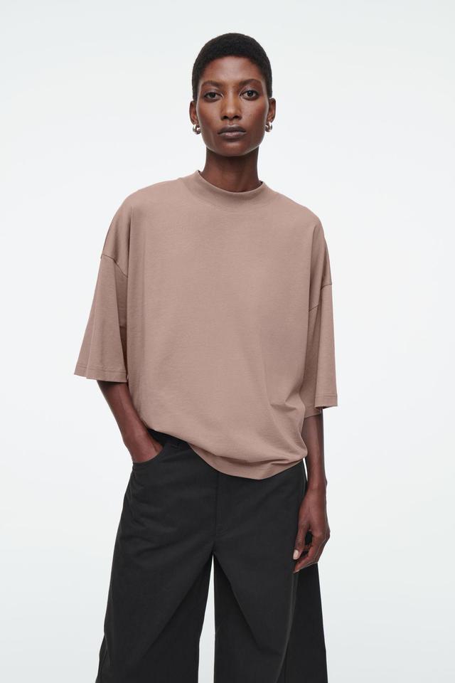 BOXY MOCK-NECK T-SHIRT Product Image