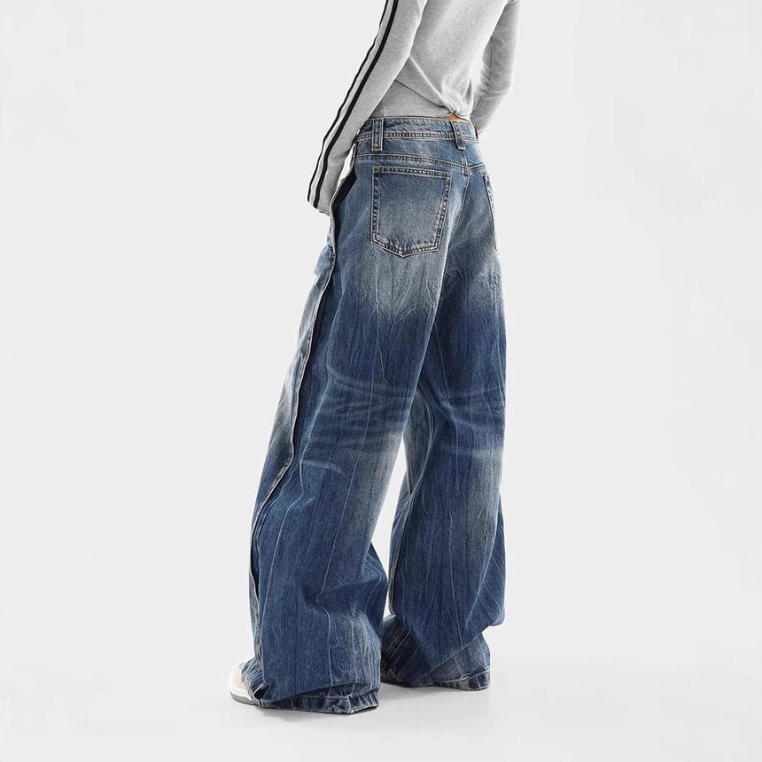 Low Rise Washed Loose-Fit Wide-Leg Jeans Product Image