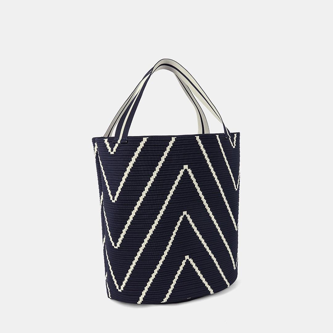 The Bucket Bag (Colette Petite) Product Image