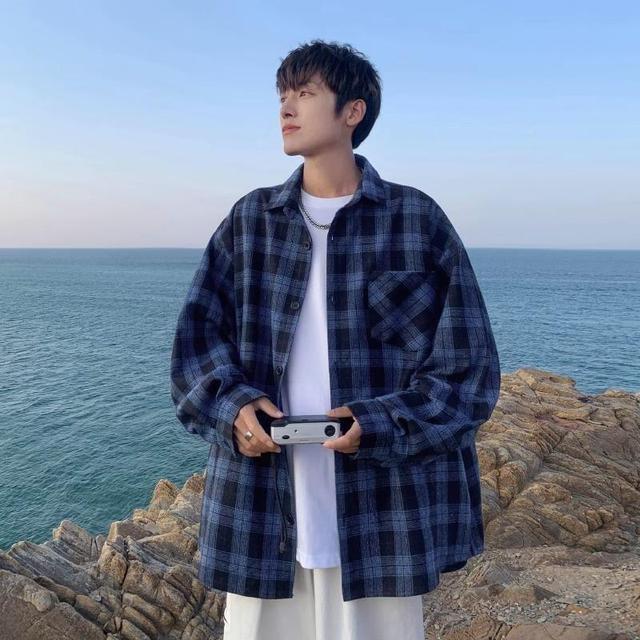 Long-Sleeve Plaid Shirt Product Image