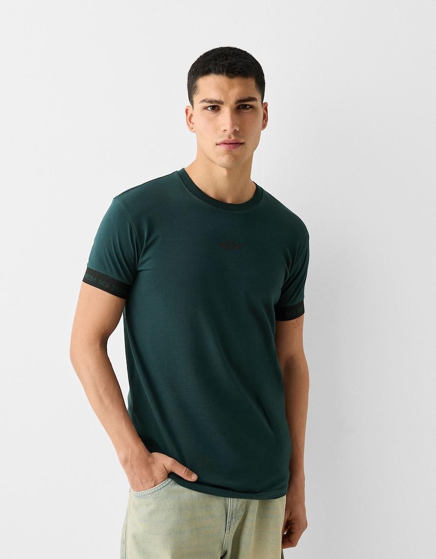 Slim-fit short sleeve T-shirt with stripe detail Product Image