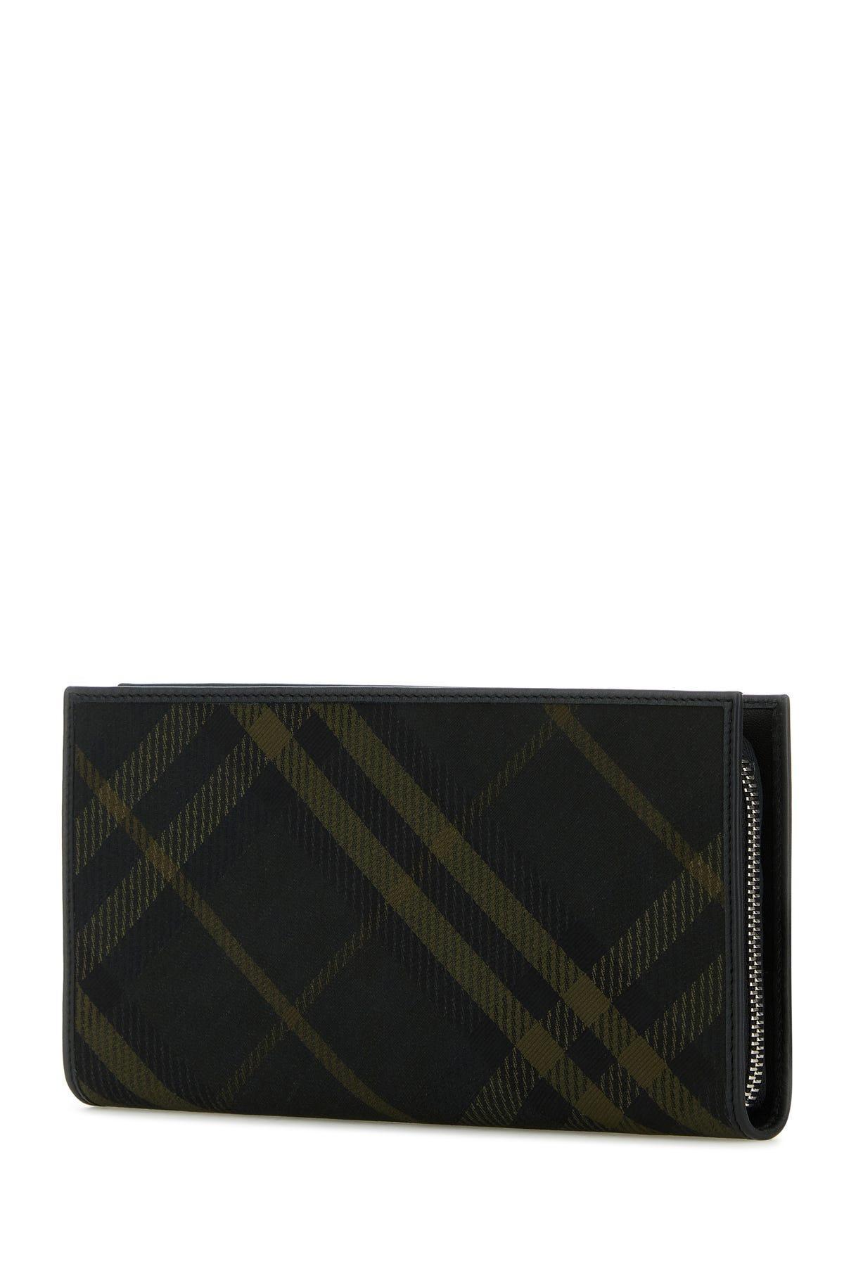 BURBERRY Ms Continental Wallet Www-tu Nd  Male In Multicolor Product Image