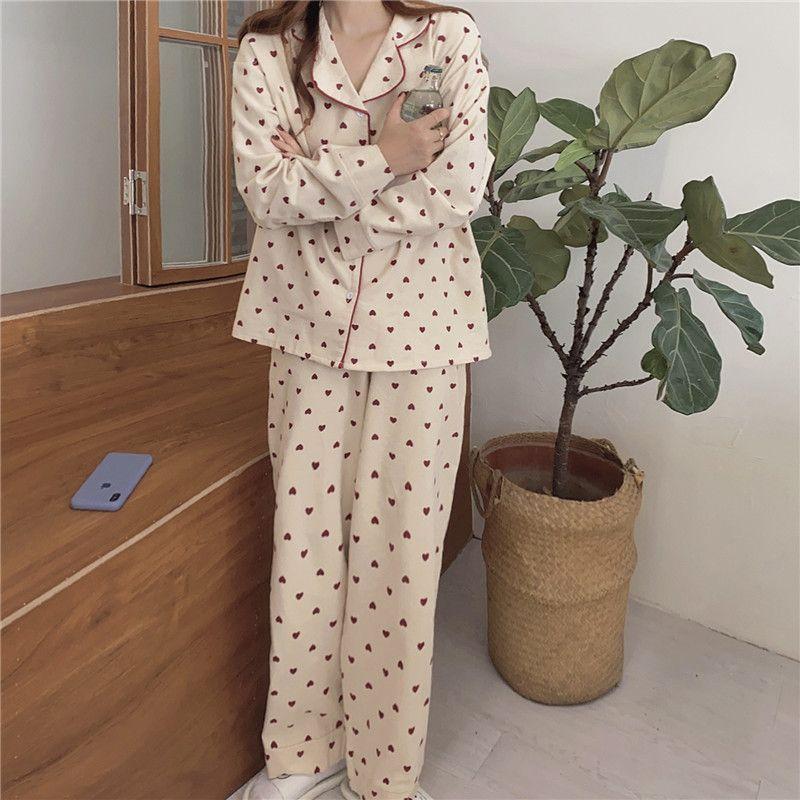 Set: Long-Sleeve Heart Print Pajama Top + Pants Product Image