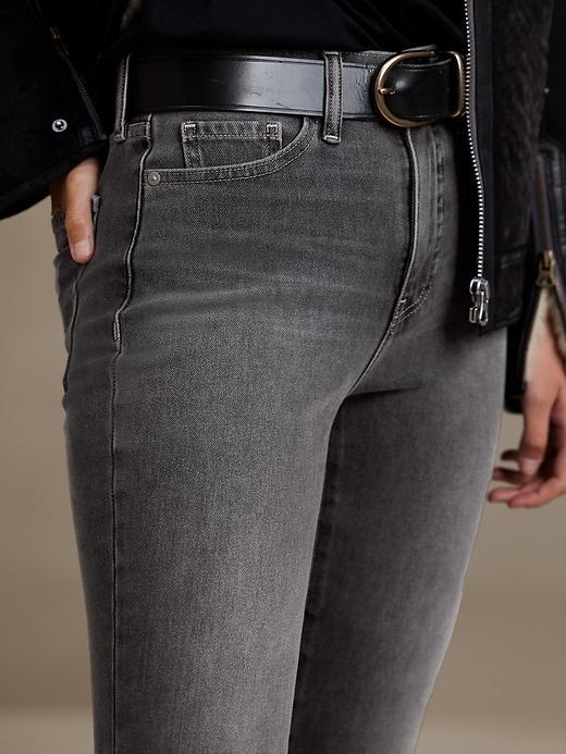 The Slim Jean Product Image