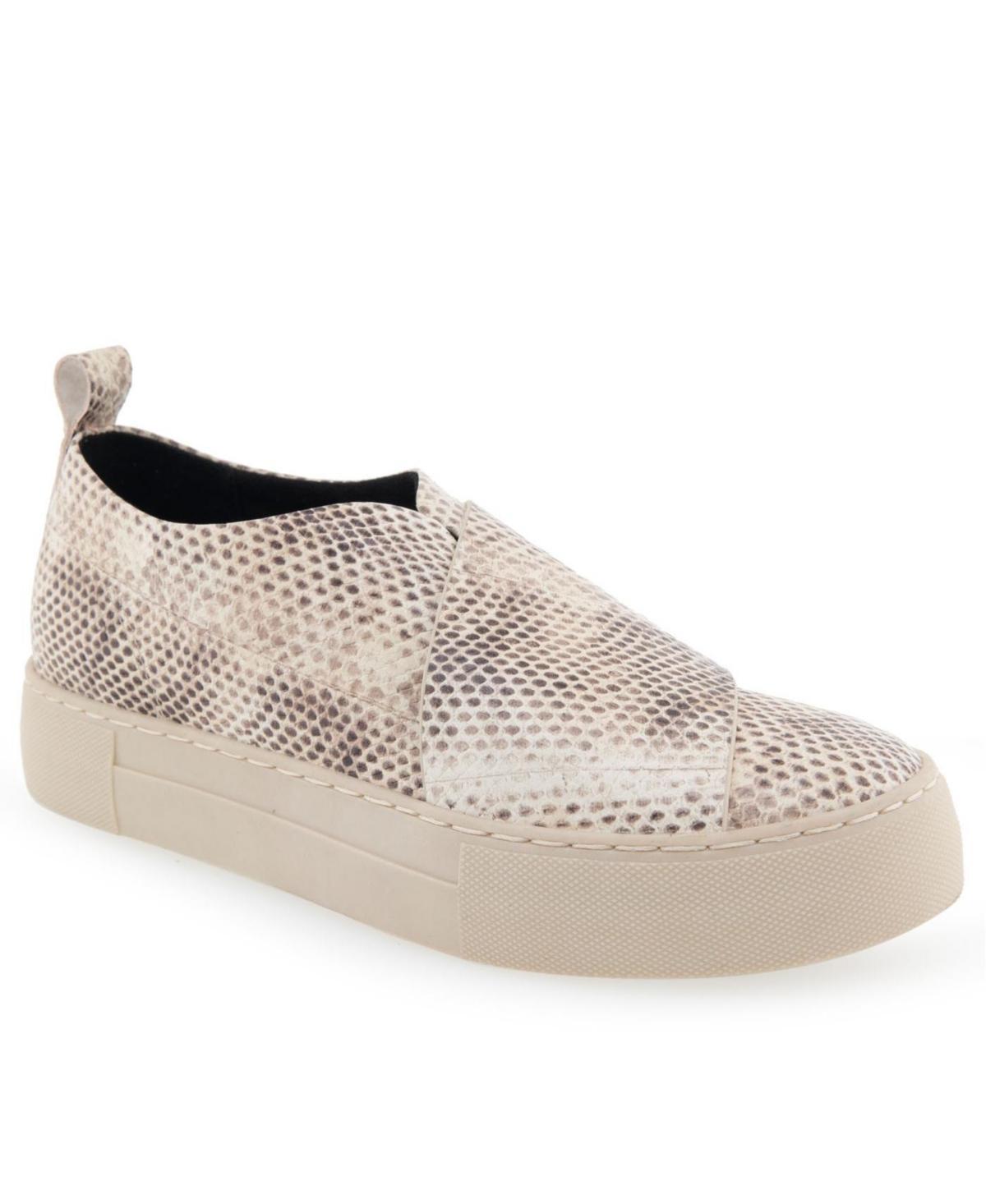 Aerosoles Womens Brighton Casual Sneakers Product Image