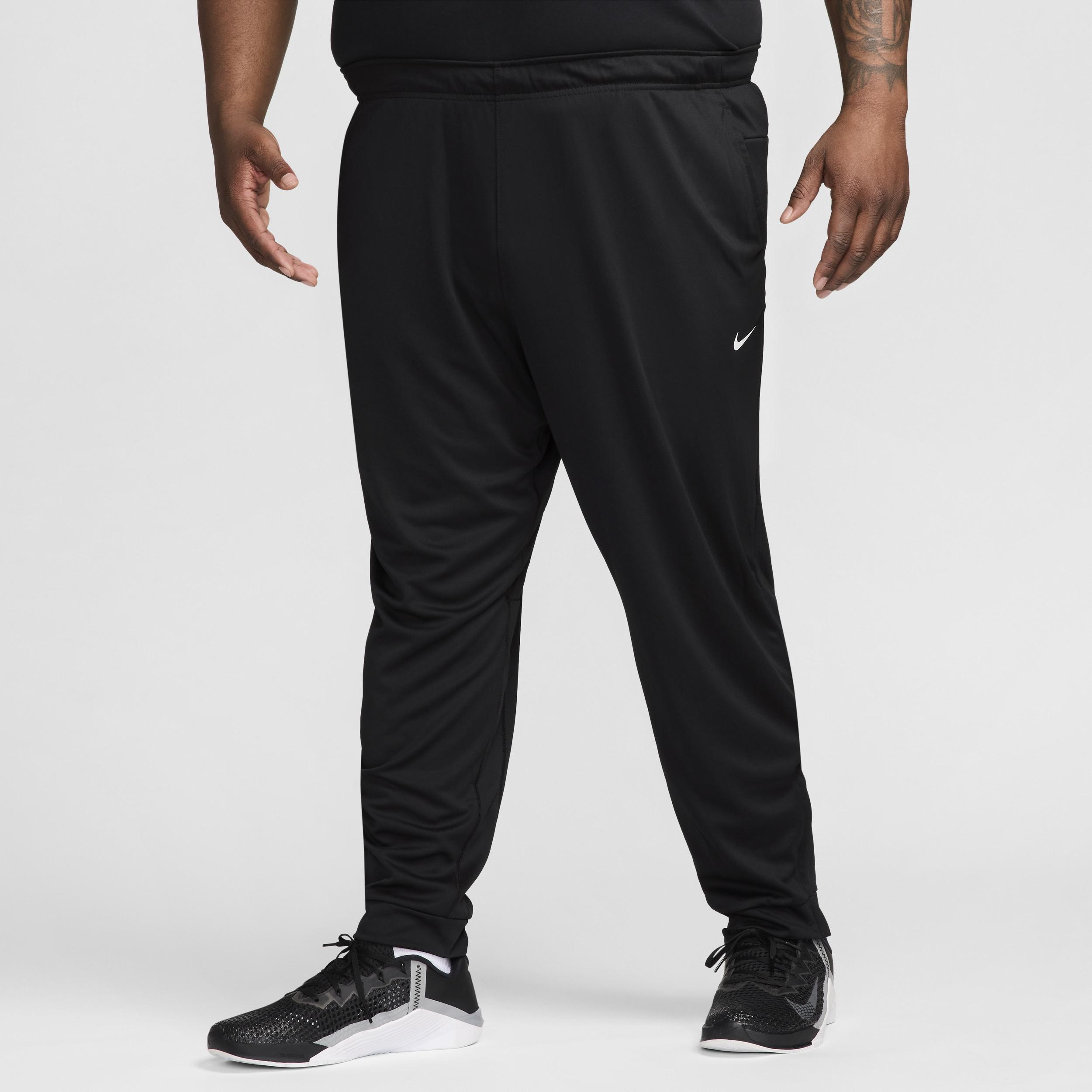 Nike Men's Totality Dri-FIT Tapered Versatile Pants Product Image