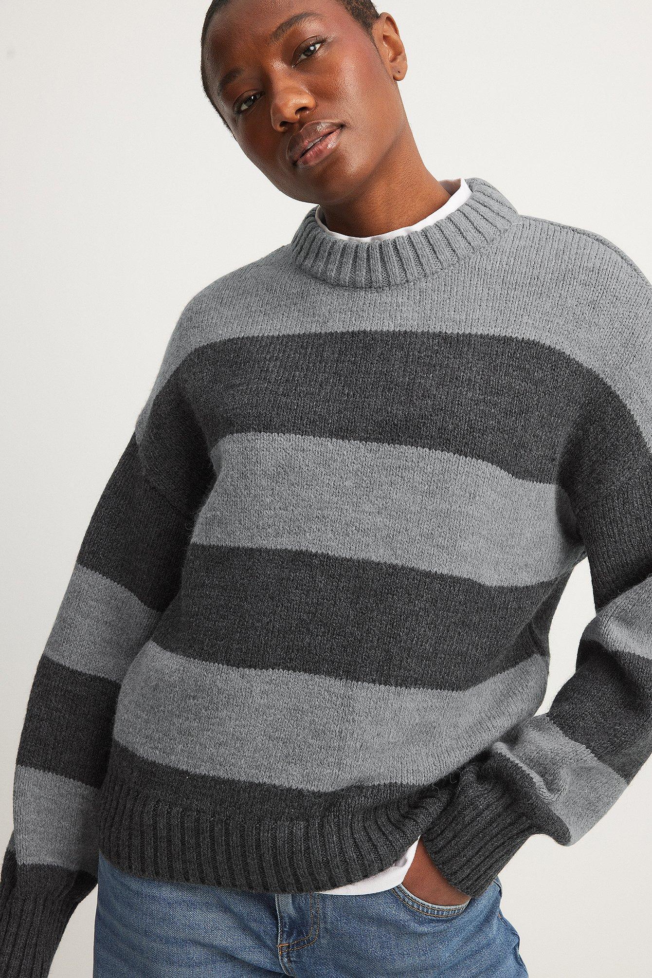 Round Neck Knitted Striped Sweater Product Image