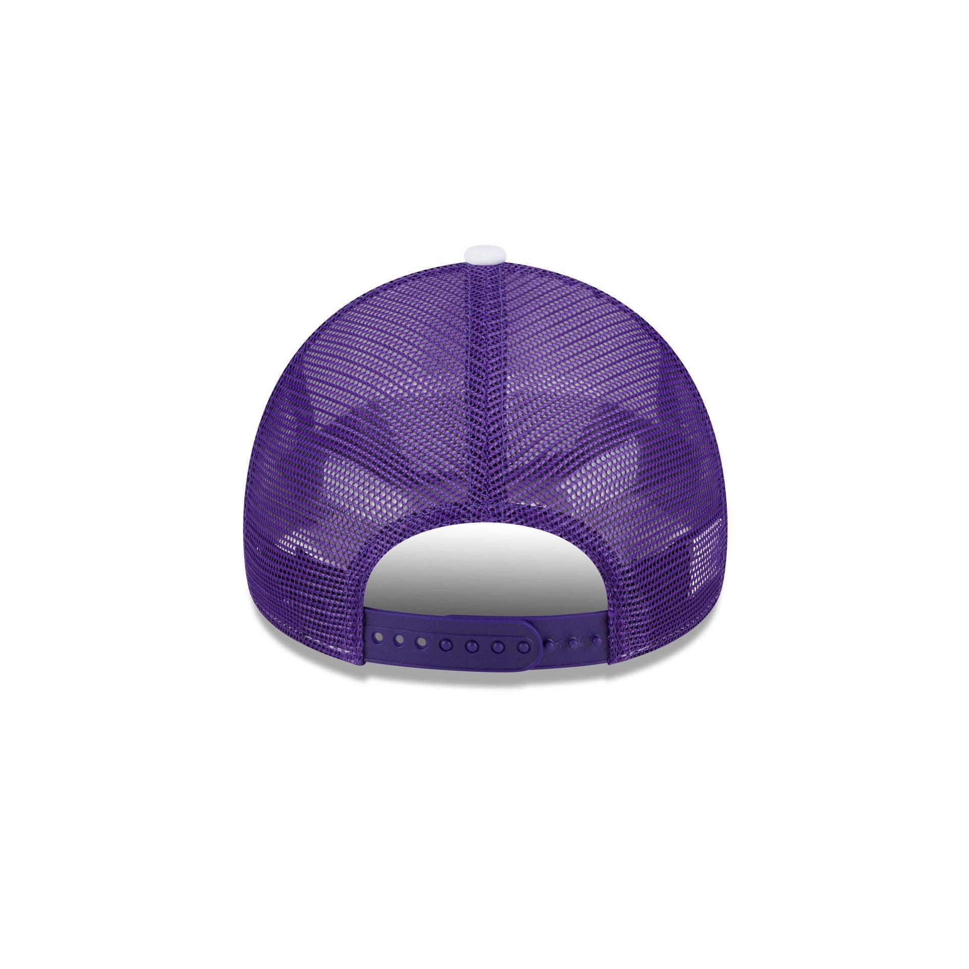 Los Angeles Lakers Court Sport 9FORTY A-Frame Trucker Hat Male Product Image