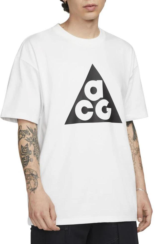 Men's Nike ACG Short-Sleeve T-Shirt Product Image