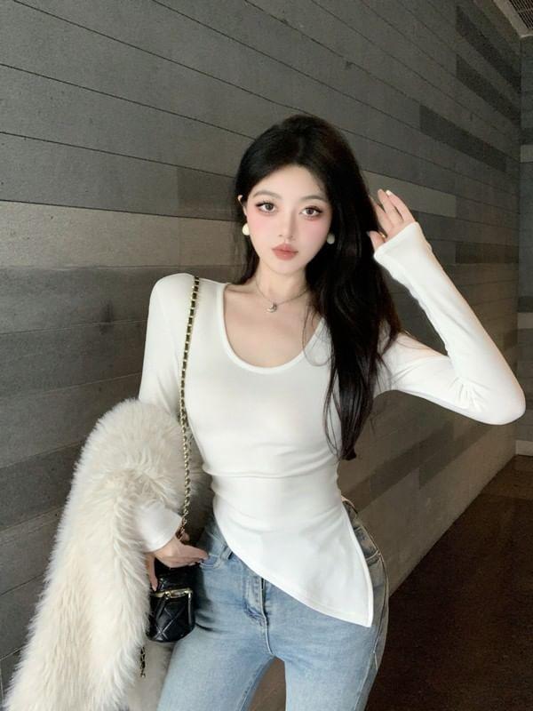 Long Sleeve Scoop Neck Plain Asymmetrical T-Shirt Product Image