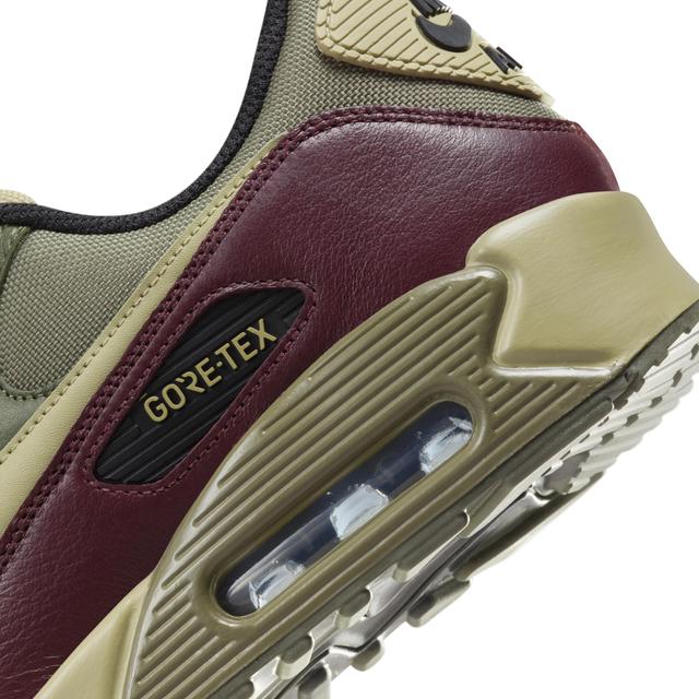 Nike Mens Air Max 90 GORE-TEX Winterized Shoes Product Image