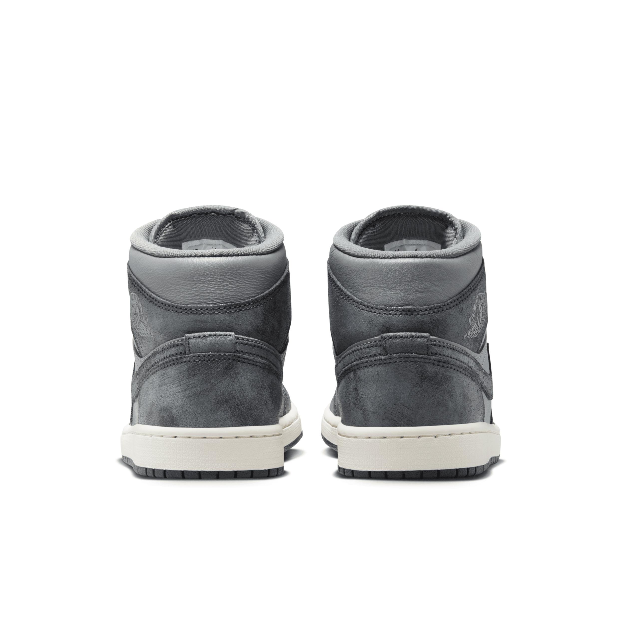 Women's Air Jordan 1 Mid SE Shoes Product Image