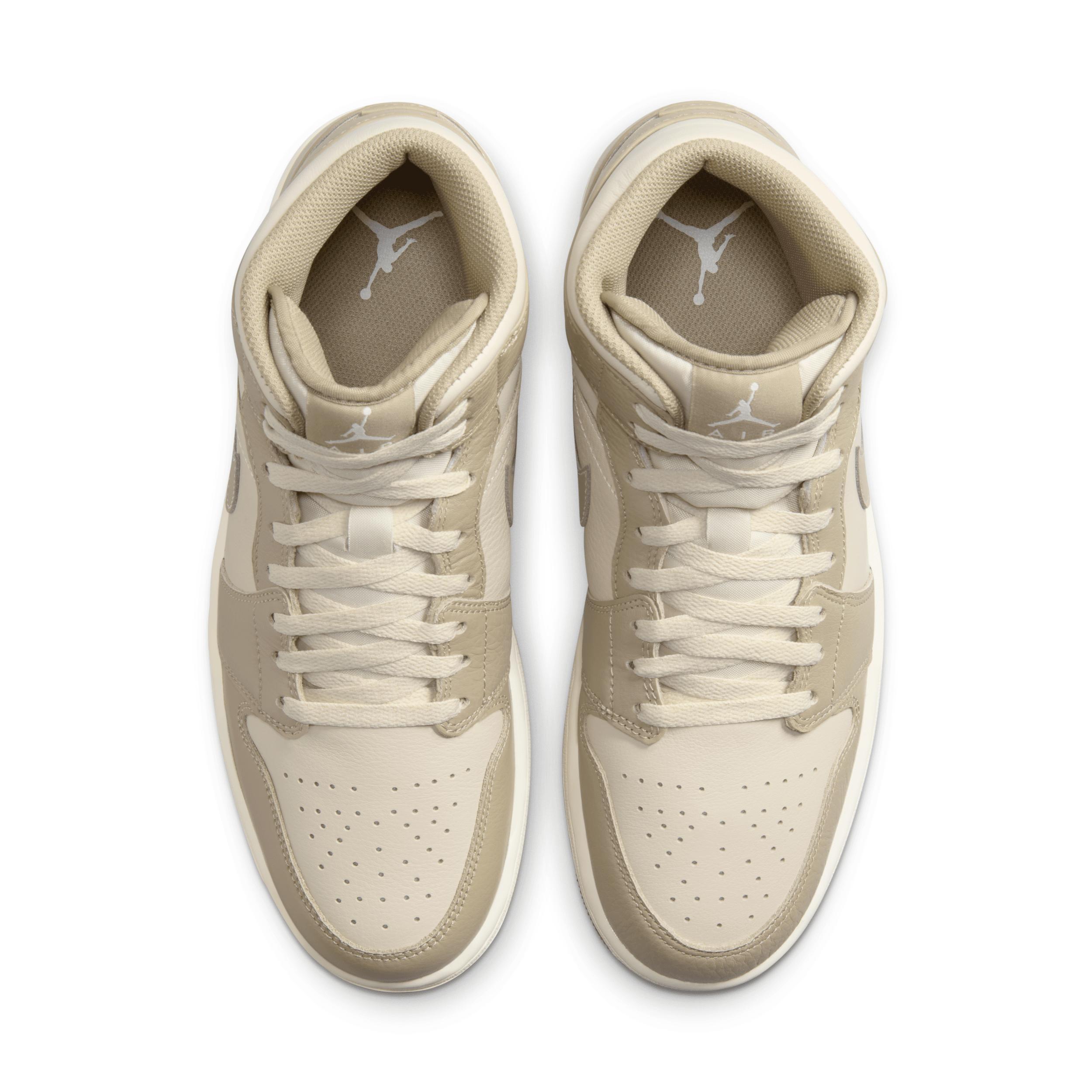 Air Jordan 1 Mid Men's Shoes Product Image