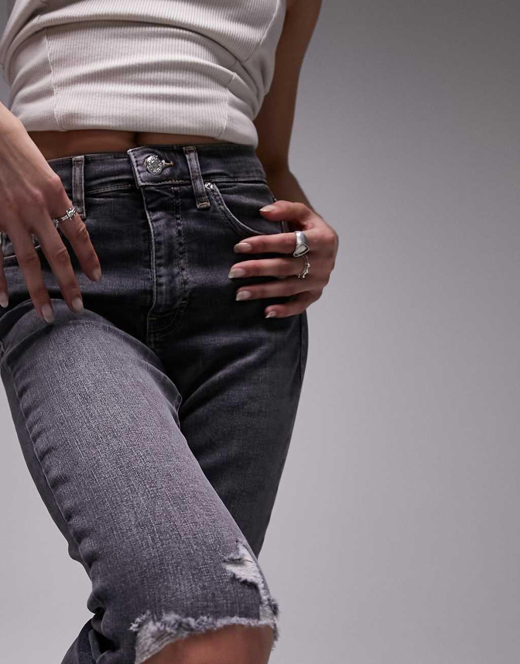 Topshop Jamie jeans with knee rips in dirty gray Product Image