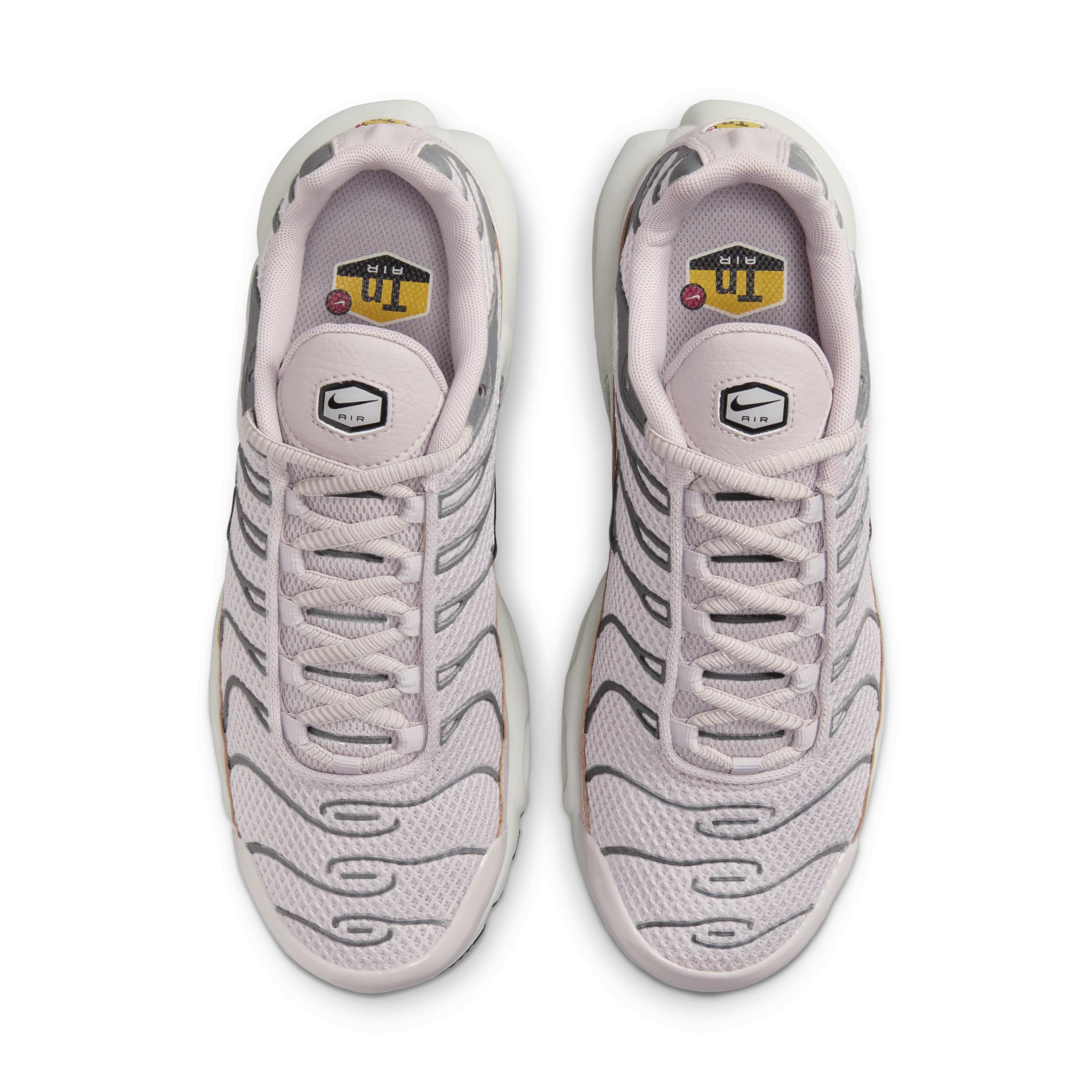 Nike Women's Air Max Plus Shoes Product Image