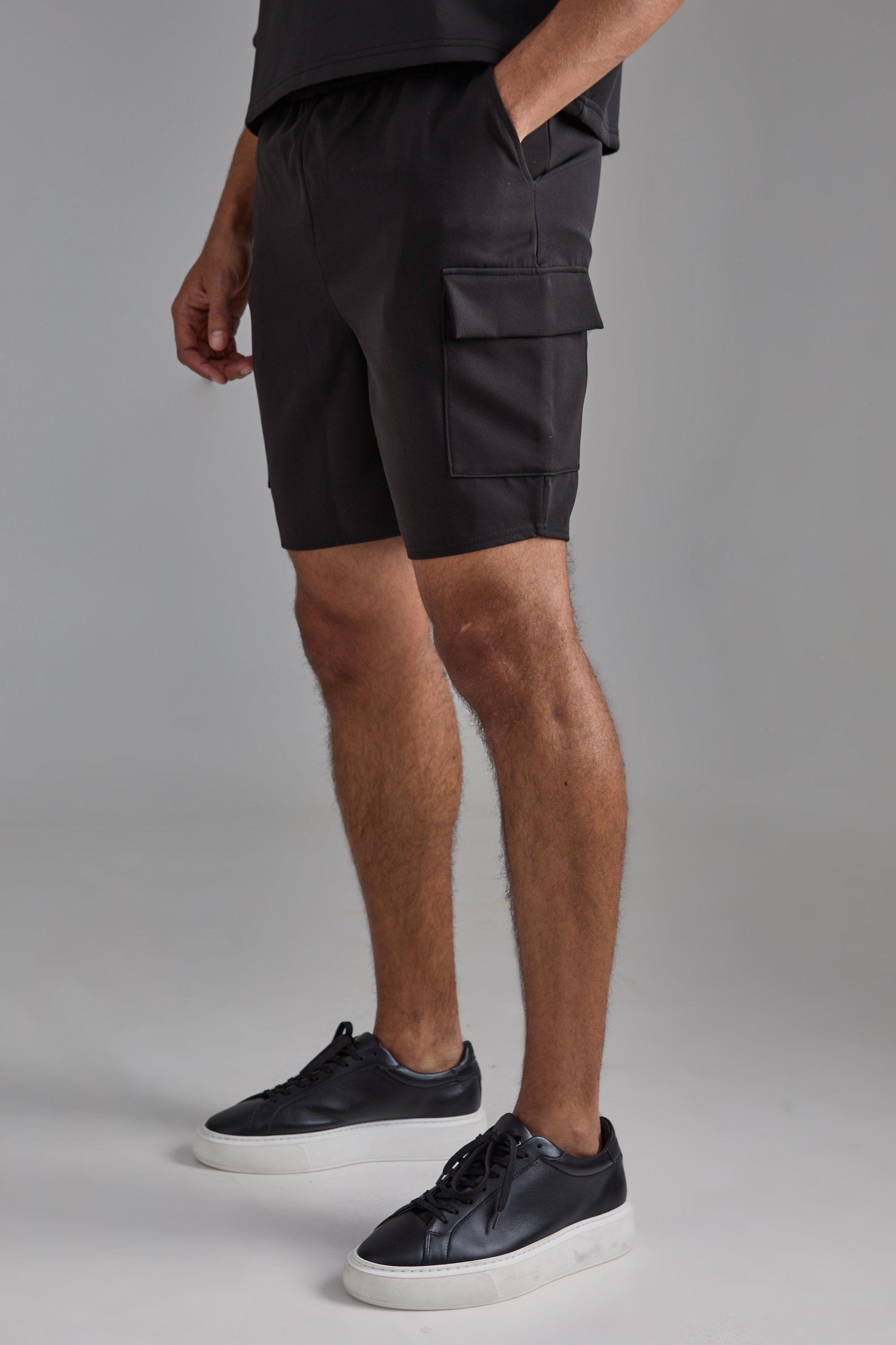 Mens Black Elasticated Waist Skinny Fit Cargo Shorts, Black Product Image