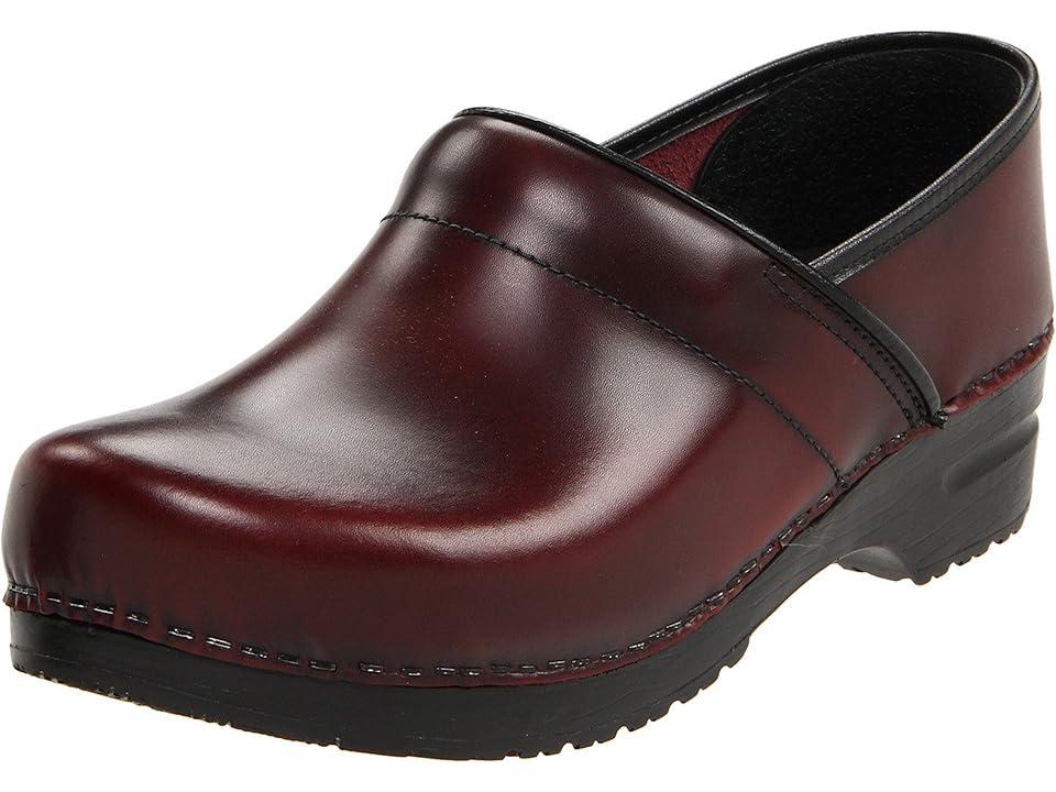 Sanita Professional Cabrio - Mens (Bordeaux Brush Off Leather) Men's Clog Shoes Product Image