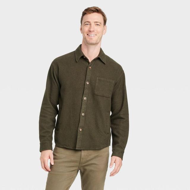 Mens Heavyweight Flannel Long Sleeve Button-Down Shirt - Goodfellow & Co Product Image