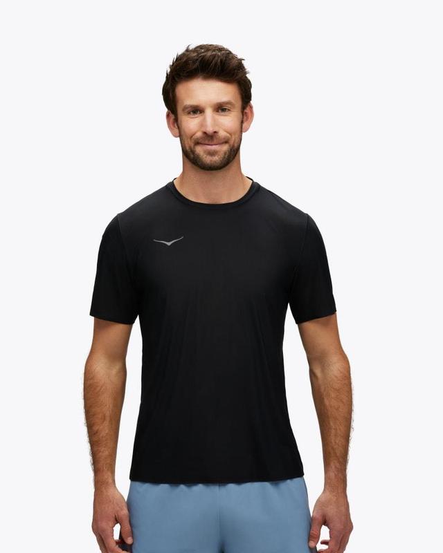 Hoka One HOKA Men's Airolite Run Short Sleeve Shirt in Black, Size Large Product Image