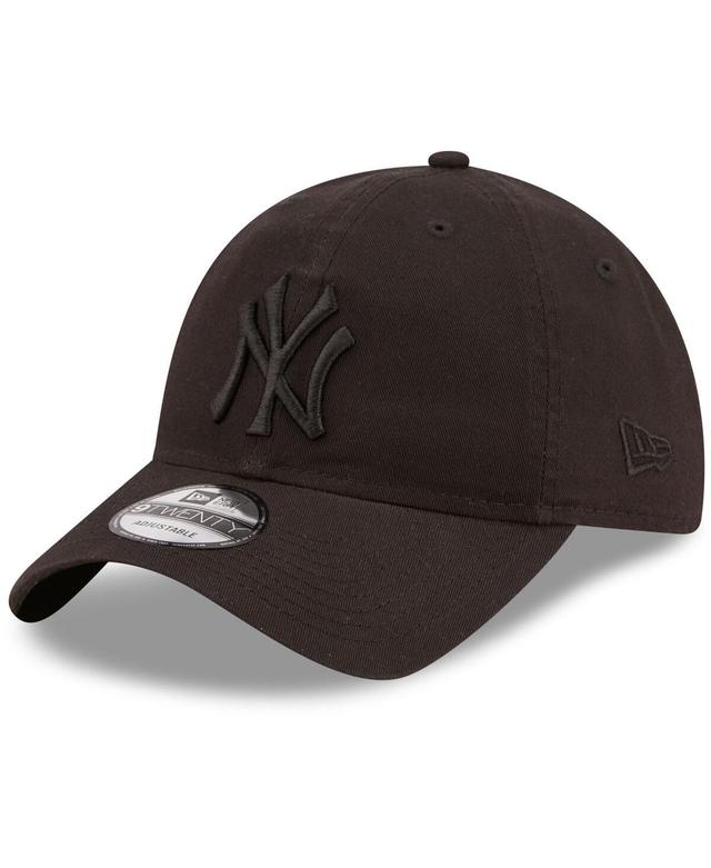 Mens New Era New York Yankees Black Core Classic 2.0 9TWENTY Adjustable Hat - Black Product Image