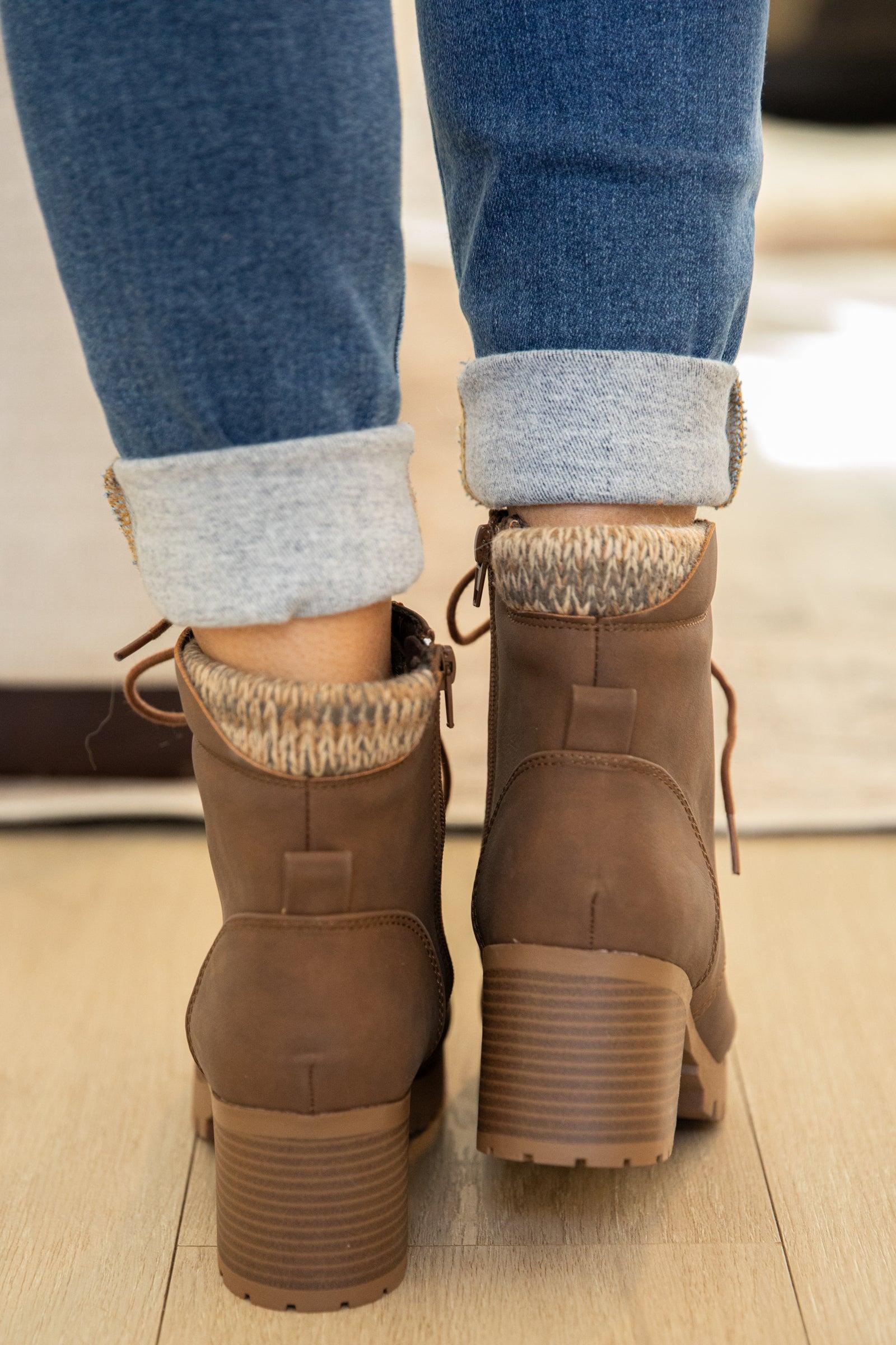 Light Brown Lace Up Lug Sole Knit Trim Boots Product Image