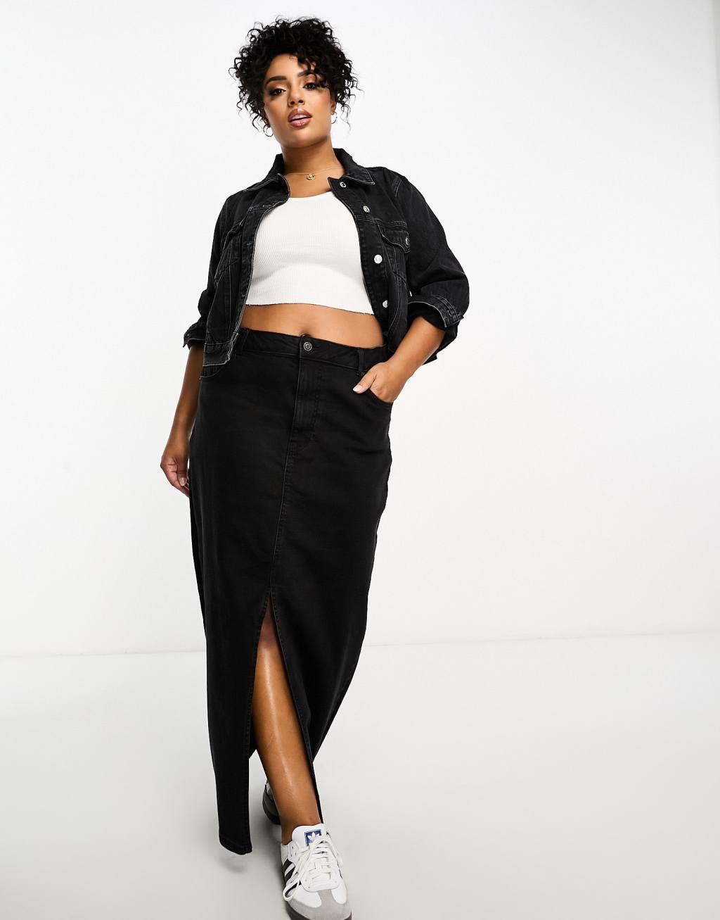 ASOS DESIGN Curve denim maxi skirt with split hem in washed black Product Image