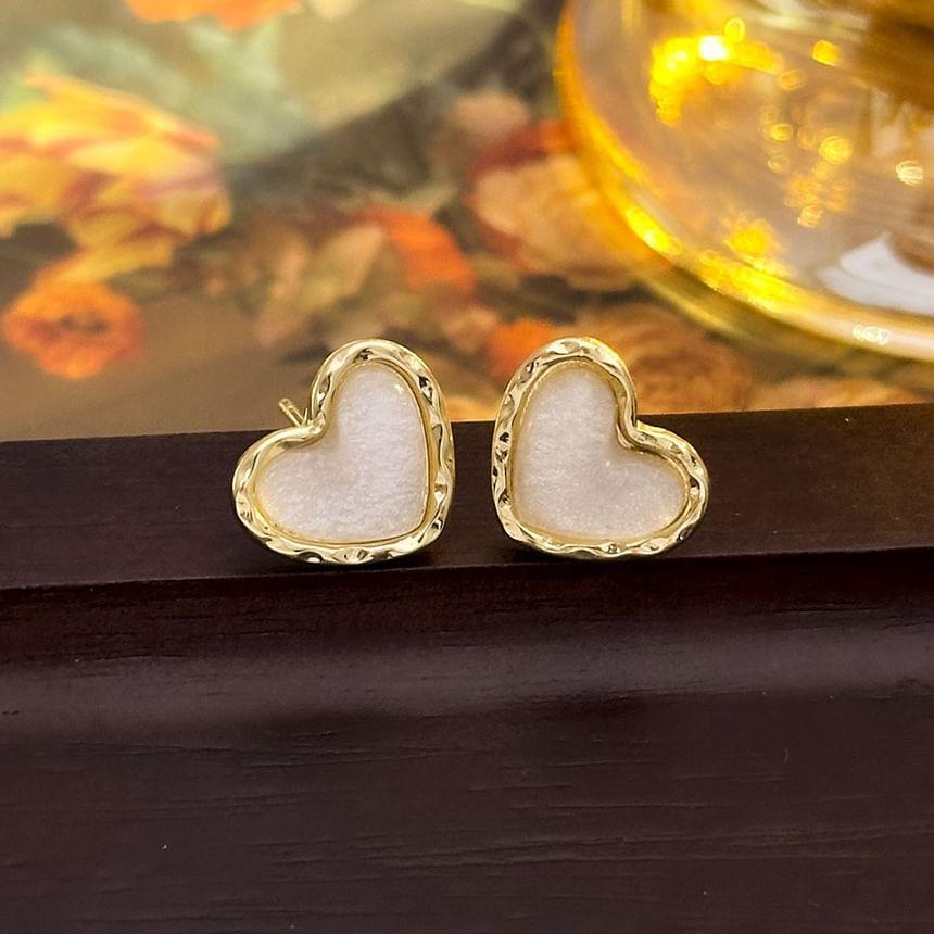 Heart Stud Earring / Clip-On Earring Product Image